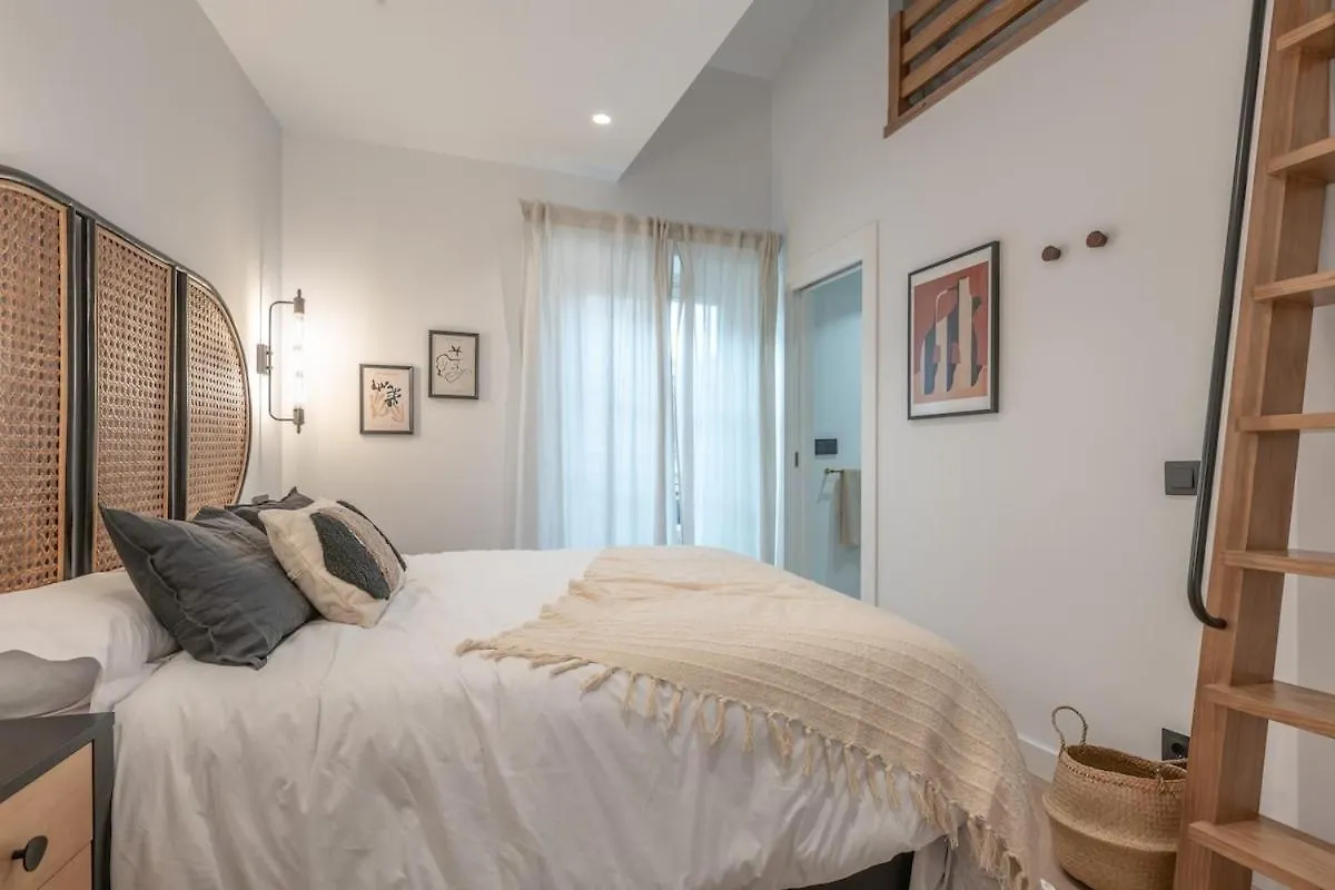 Penthouses In Plaza De La Merced Μάλαγα Διαμέρισμα