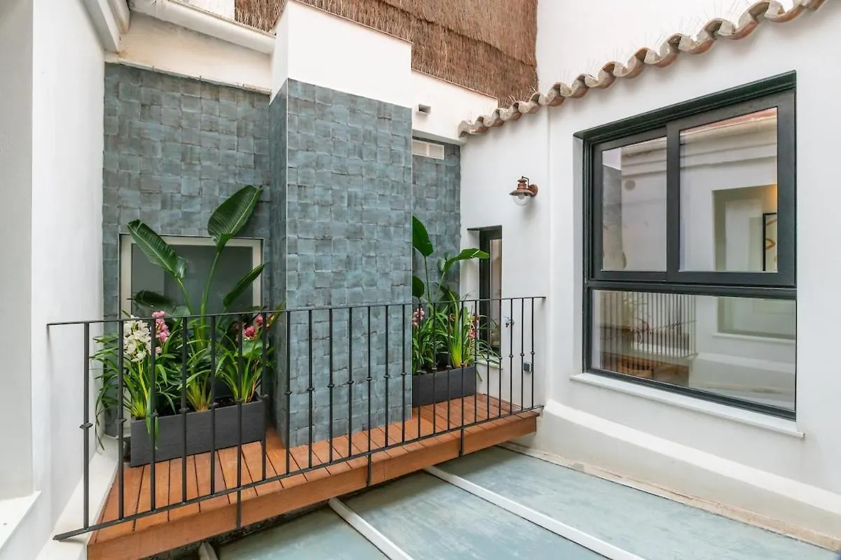 Penthouses In Plaza De La Merced Μάλαγα 0*,  Ισπανία